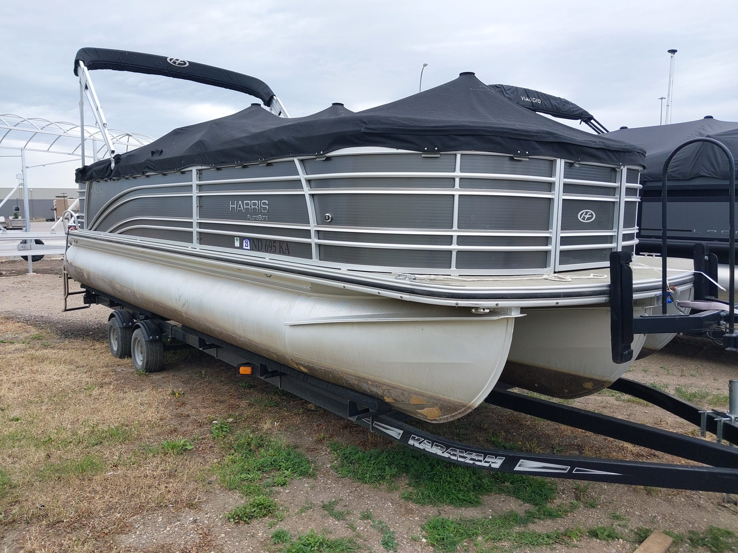 2014 Harris Solstice 240 Tritoon