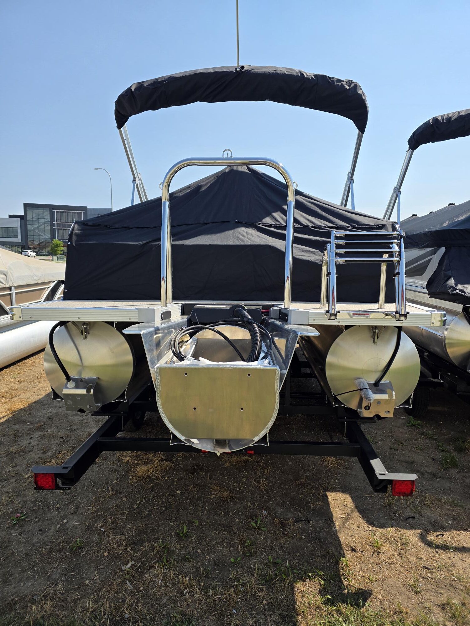 2027 Avalon LSZ Entertainer - Image 8